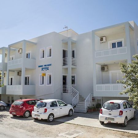 Revekka Rooms 基萨莫斯 外观 照片