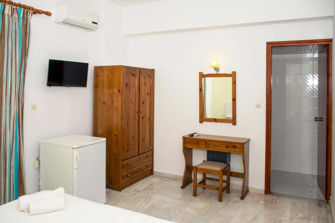 Revekka Rooms 基萨莫斯 外观 照片
