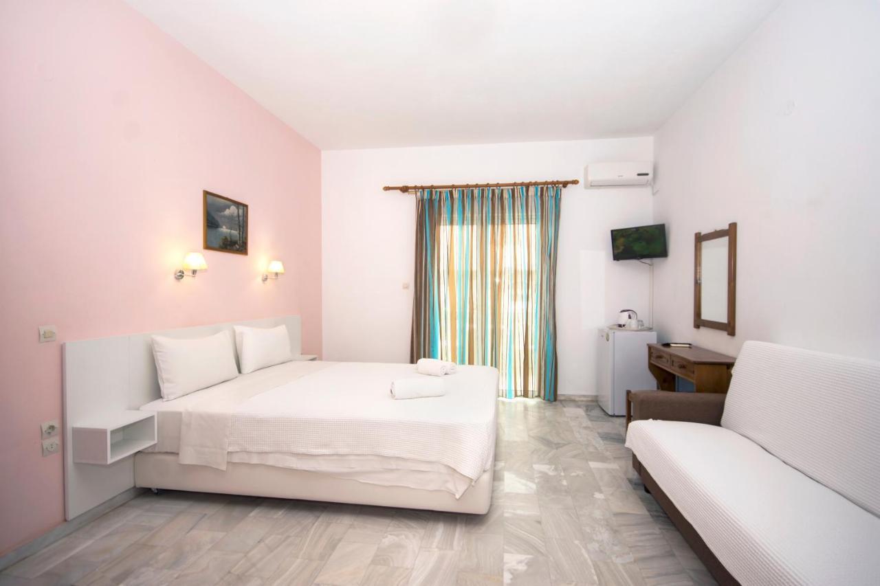 Revekka Rooms 基萨莫斯 外观 照片