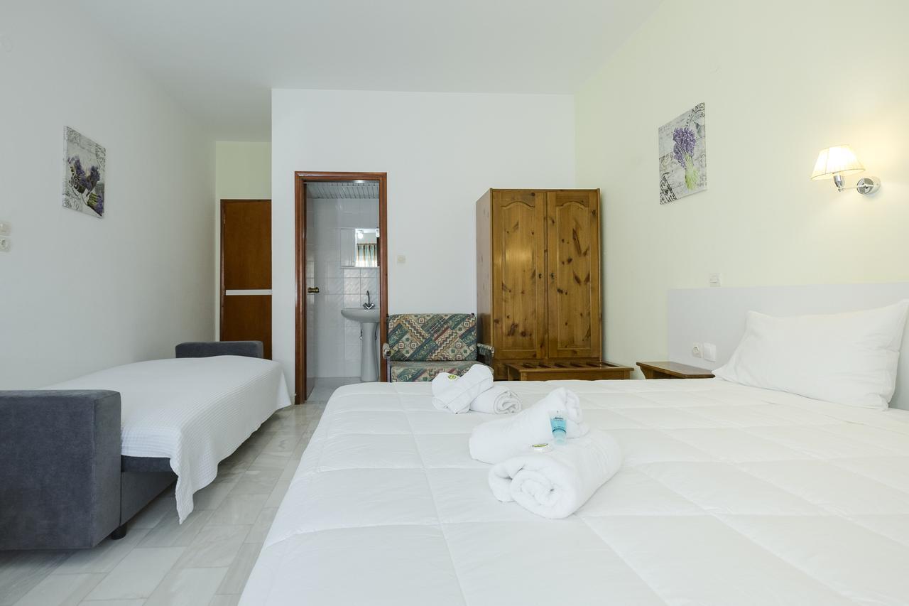 Revekka Rooms 基萨莫斯 外观 照片