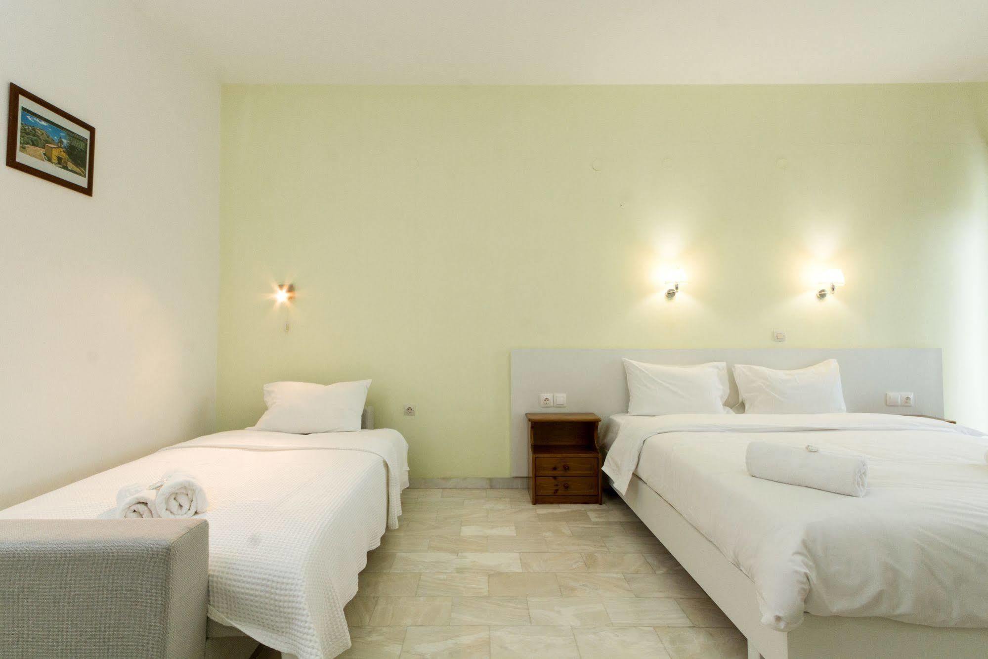 Revekka Rooms 基萨莫斯 外观 照片